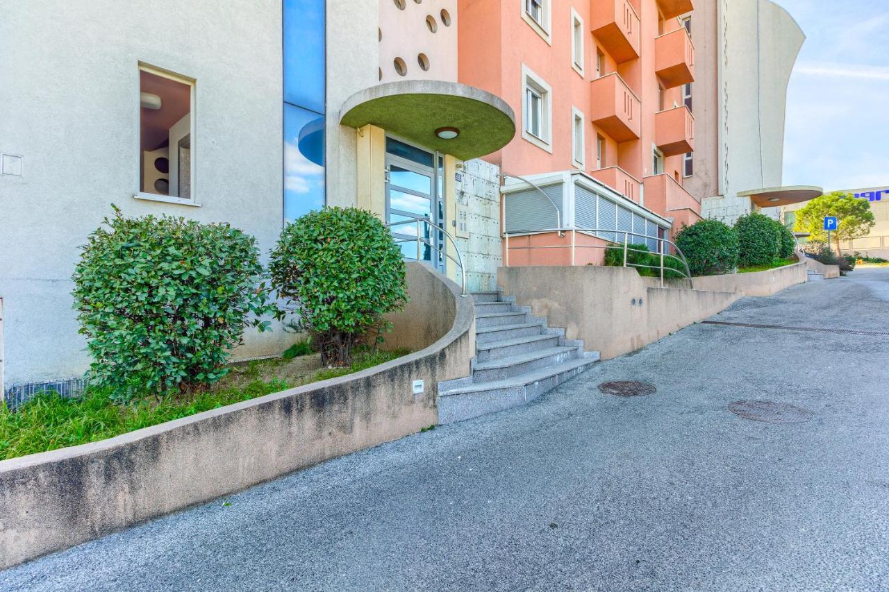 New Apartment Bila Jidra**** Split Kültér fotó